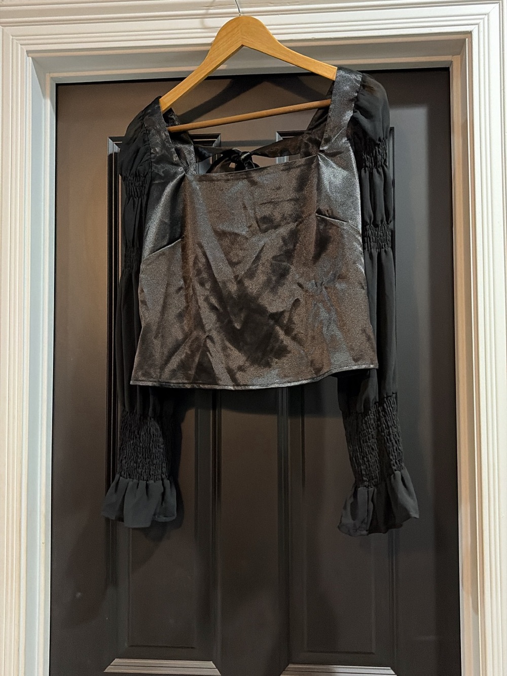Lulu's Black Satin Puff-Sleeve Crop Top